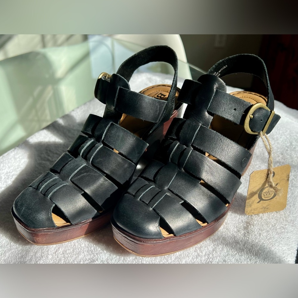 BORN Women's Hartley Black Full Grain Clogs - Size 6